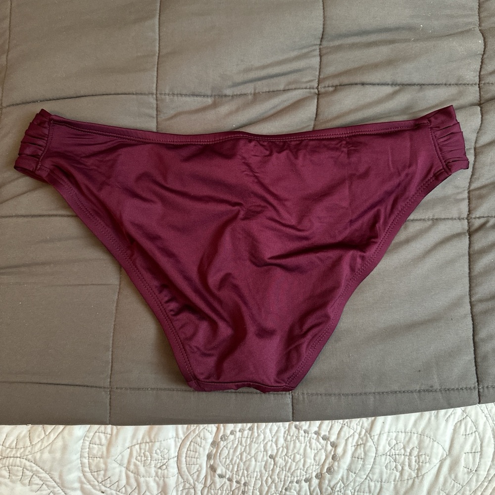Bikini Set - Picture 6 of 7